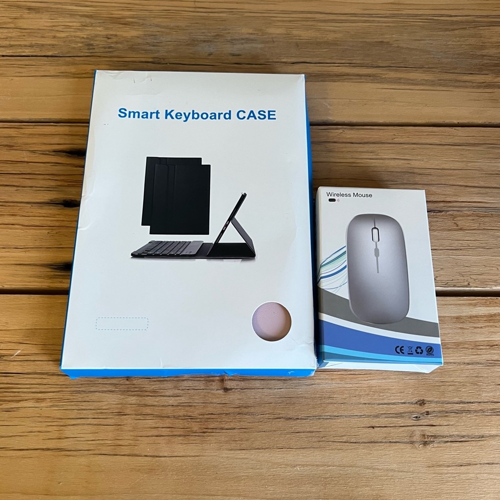 Pink Smart Keyboard Case With Matching Wireless Mouse - Picture 9 of 10